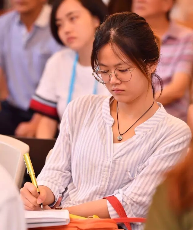 �Ϻ��Ķ�����������������ر����޽�