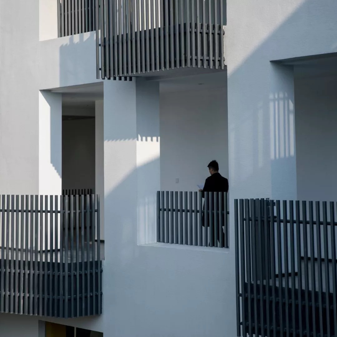 ����ռ������¶̨���ȵ�