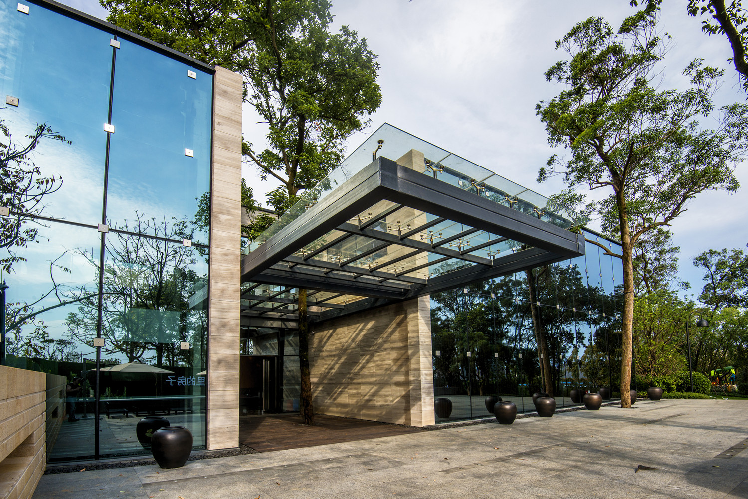 ������Ƴ�չʾ����