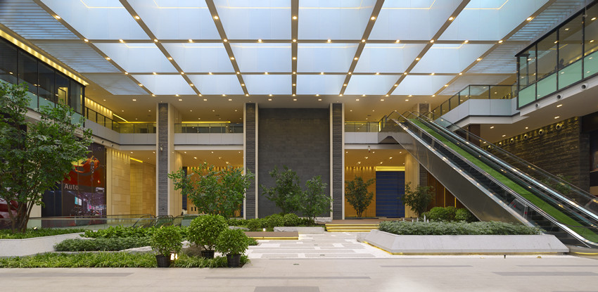 �����ڽ��ڻ�㳡