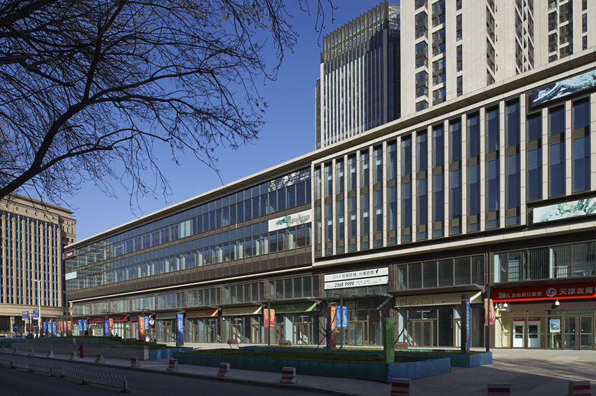 �����ڽ��ڻ�㳡